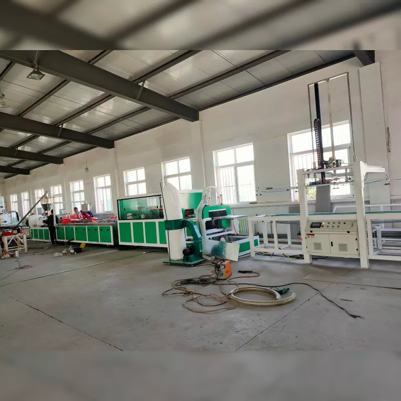 Ali je oprema za proizvodnjo masivnih stenskih plošč iz PVC-ja v središču trenutnega razvoja v industriji?